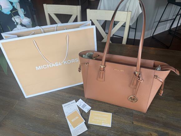Michael Kors Handbags - Michael Kors Voyager Large Saffiano Leather Tote Bag - NEW